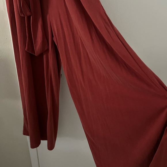 Tie front jumpsuit - Picture 2 of 3